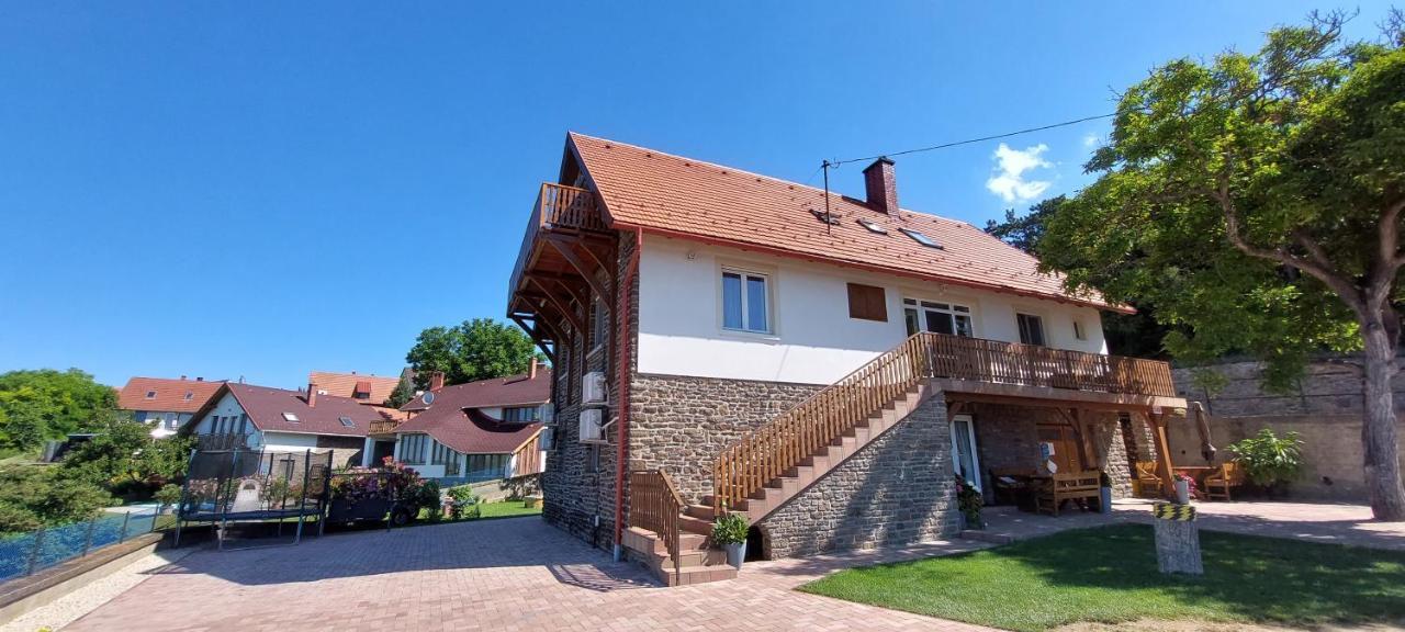 Jazmin Apartman Tihany Exterior foto